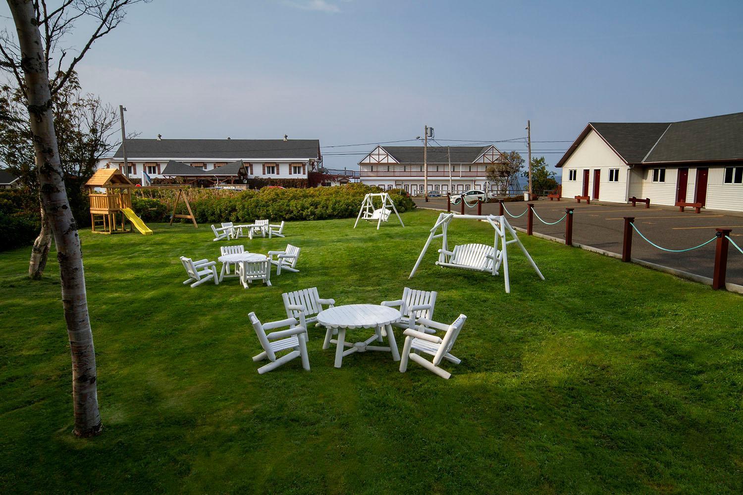 Hotel Motel Belle Plage Matane Exterior photo