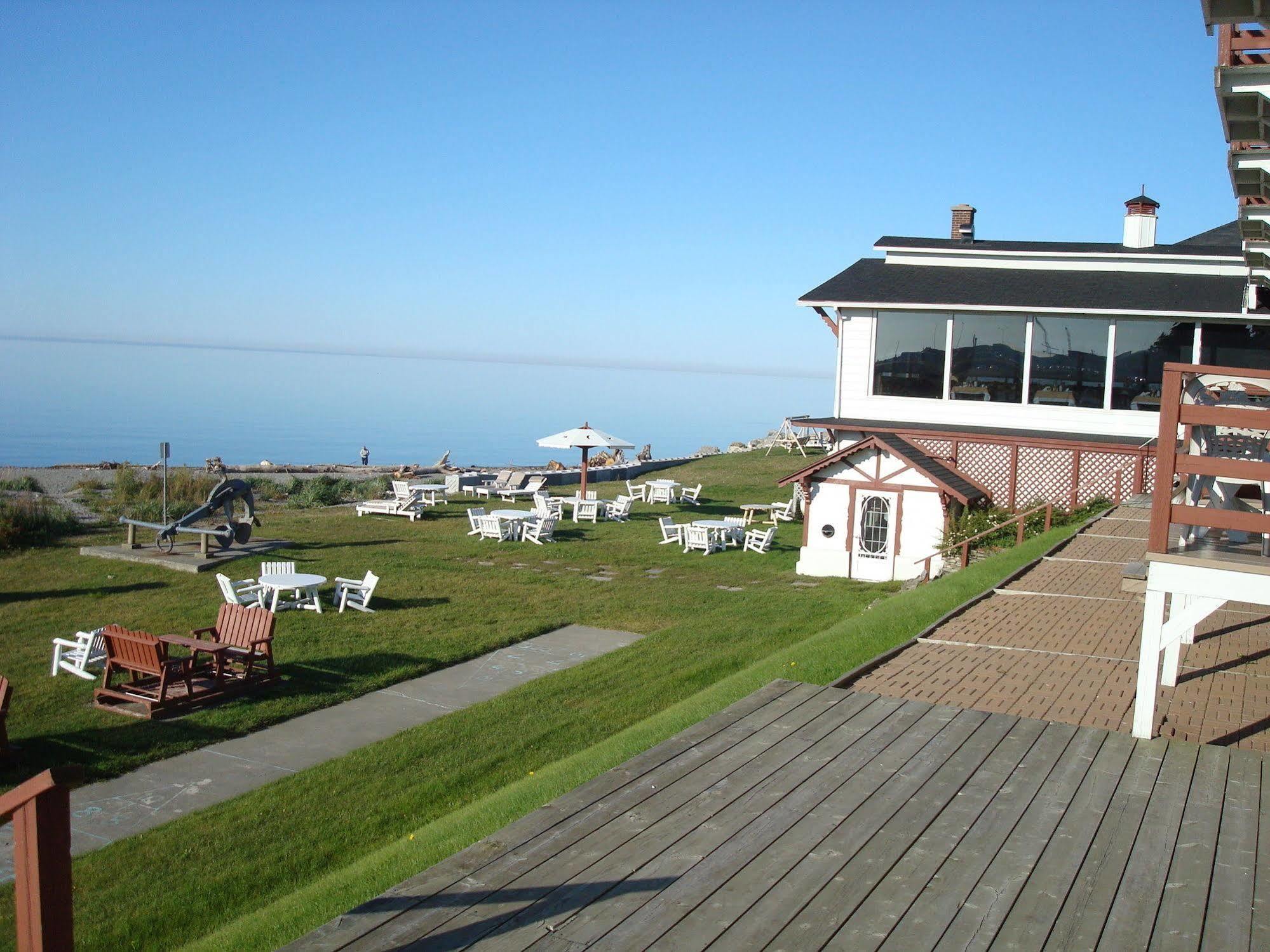 Hotel Motel Belle Plage Matane Exterior photo