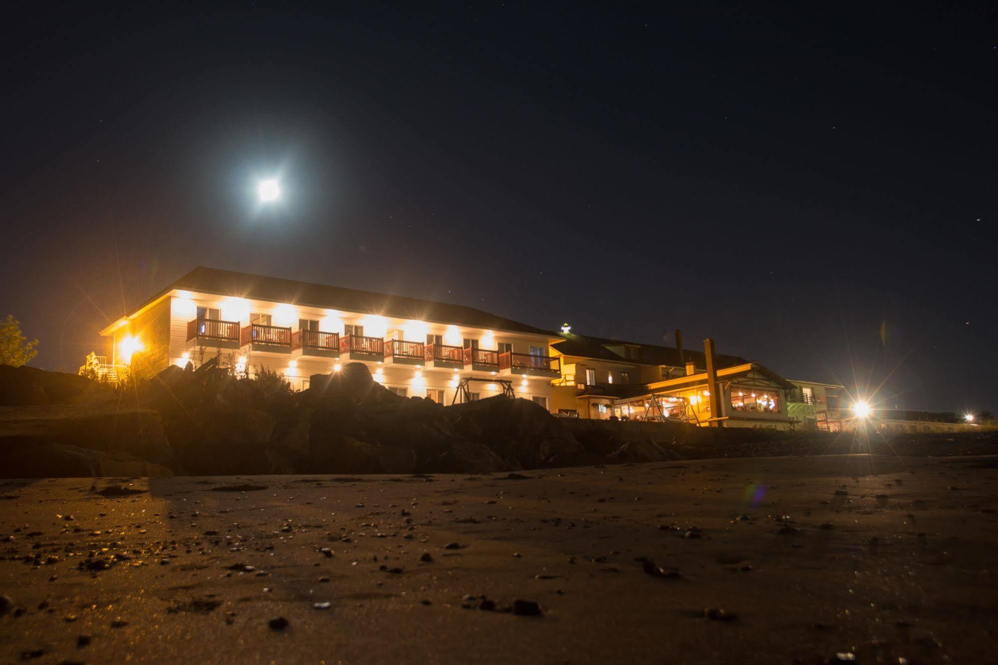 Hotel Motel Belle Plage Matane Exterior photo