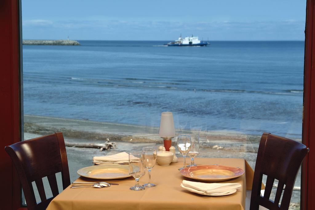 Hotel Motel Belle Plage Matane Exterior photo